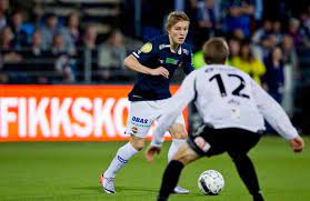 Hvis martin ødegaard (22) skulle bli solgt fra real madrid til sommeren, sitter ikke strømsgodset igjen med annet enn foto: Where Next For Martin Odegaard The Former Celtic Target Unable To Crack Real Madrid Daily Record