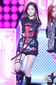 Itzy Brazil Itzy Is Coming On Twitter Itzy Stage Outfits Kpop Outfits