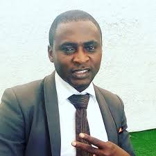 A successful man is one who makes more money than his wife can spend, A  successful woman is one who can find such a man.