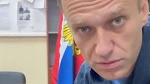 Байден назвал журналистку «головной болью» после вопроса о вакцинации Nemedlenno Osvobodit Zapadnye Politiki Vozmusheny Zaderzhaniem Navalnogo Bbc News Russkaya Sluzhba