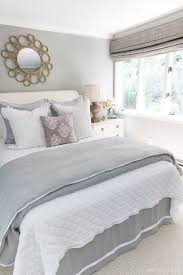 Love The Pretty Bedding Combination Of The White Linen Quilt And Gray White Duvet Links And De Grey Bedroom With Pop Of Color Pretty Bedding Remodel Bedroom