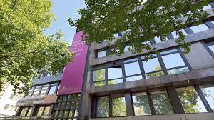 Die evangelische bank eg ist eine kirchliche genossenschaftsbank mit sitz in kassel. Evangelische Bank Verzeichnet 10 3 Millionen Euro Jahresuberschuss Evangelisch De