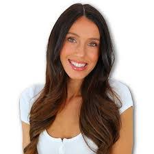 Maria Layton's Instagram, Twitter & Facebook