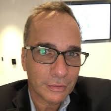 Chris Hanshaw's Instagram, Twitter & Facebook