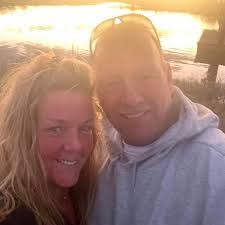 Elizabeth Rickard's Instagram, Twitter & Facebook