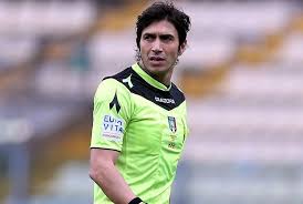 Per l'arbitro non c'è nulla, ma il var. Roma Sampdoria Arbitra Calvarese Di Bello Al Var