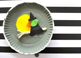 The room on the broom party book has lots more halloween party recipe ideas, including boggy jelly, cauldron rolls and ice cream potion. Playful Paper Plate Halloween Craft I Heart Crafty Things