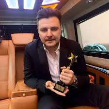 Ekin uzunlar kimdir kaç yaşındadır?, ekin uzunlar nerelidir?, ekin uzunlar biyografisi ve tüm ayrıntıları bu yazımızda. Rkb Ertl87ztsm