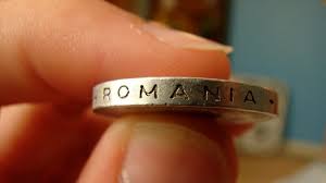 Românii stau la cozi uriașe, în timp ce vela anunță ordonanța 7. Salariul Minim A Crescut Cu 17 Euro Un Sfert Dintre Romani Sunt PlÄtiÅ£i Cu Un Salariu De Mizerie Ziarul Romanesc Germania