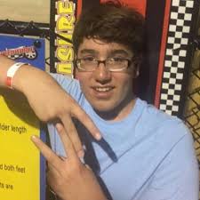 Sam Wetzel (@sw8301)