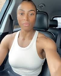 Nicki Robinson's Instagram, Twitter & Facebook