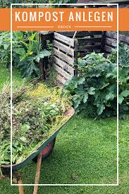 Sie möchten einen kompost anlegen und schnellstmöglichen erfolg sehen. Anleitung Fur Einen Guten Komposthaufen Wurmwelten De Kompost Garten Landschaftsbau Garten Pflanzen