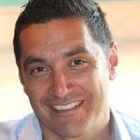 Associate Professor Simon Bennett