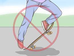The deck has a defined nose and tail with a concave in the middle. Auf Einem Skateboard Stehen 12 Schritte Mit Bildern Wikihow