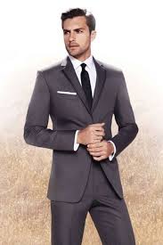 Codes promo, ventes flash, livraison offerte, trouvez le produit de vos rêves à prix réduit ! Le Costume Gris Anthracite Homme En 40 Photos