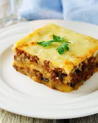Hai voglia di provare un gustoso piatto greco? Moussaka La Ricetta E I Nostri Consigli Per Preparare Questo Piatto Greco