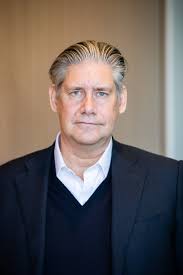 Easyjettopman niet te spreken over krimpplannen Schiphol: 'We zullen ons er  met hand en tand tegen verzetten'