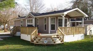 What makes a double wide look like a house? 95 Double Wide Remodels Ideas Remodeling Mobile Homes Mobile Home Living Manufactured Home