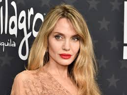 Angelina Jolie's Best Dressed Moments: Red Carpet Fashion Photos