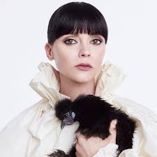 封面人物】「除非你的工作很看重外貌，否則該專注於提升自身能力！」克莉絲汀娜蕾奇擁抱各種獨一無二