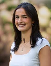 Natasha Batten's Instagram, Twitter & Facebook