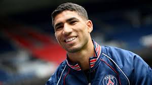 C'est le jeune tunisien ismael gharbi qui a servi simons sur le second but du club de la capitale. Foot Le Psg Domine Le Mans Avec Sa Recrue Hakimi Deja Decisif Eurosport