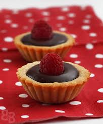 Pierre Herme Chocolate Raspberry Mini Tarts Mini Tart Recipes Chocolate Tarts Mini Tea Party Desserts
