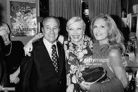 Line Renaud Avec Tino Rossi Et Dalida Lors D Une Soiree Le 30 Video Site Documentaries Soiree