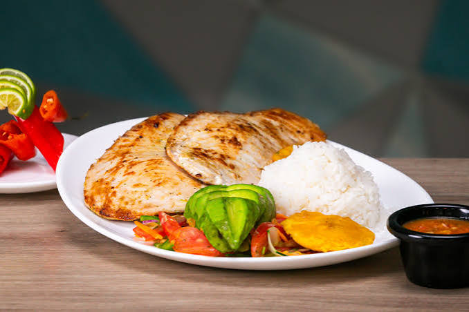 Filete de pescado a la plancha/Grilled fish fillet