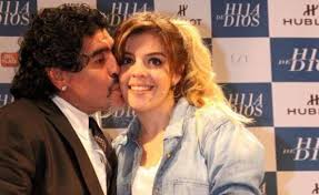 Dalma Maradona Chicaneo A Rocio Oliva Por La Cuenta De Instagram De Diego Maradona Infoveloz Com