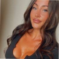 50+ "Laura Crisp" profiles