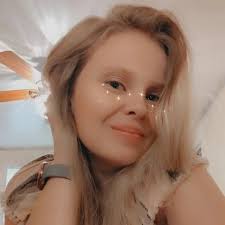 Kylie Connelly (@kylieconnelly) • Threads, Say more