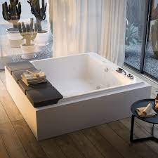 Con design moderno e linee pulite oppure in stile classico, di gusto inglese o rétro, le vasche di misura standard possono essere a incasso o freestanding, da sistemare al centro del bagno, con. Vasca Da Bagno Dimensioni E Forme Per Ogni Esigenza