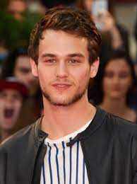 If You Aren T Already Crushing On Brandon Flynn You Will Be After Seeing These 35 Snaps Justin Foley American Actors Actors