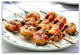 Un Pale Soleil S Est Leve Ce Matin Sur Le Jardin Detrempe Je Me Suis Reveillee Avant Le Jour Au Son D Cuisine A La Plancha Brochette Crevette Recette Plancha
