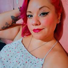 Creativa, innovadora, entretenida, terrorífica y perturbadora. "De Noche  con el Diablo" cuenta la historia de Jack Delroy, presentador de "Night  Owls" Cuando los ratings del programa comienzan a caer, planea un especial