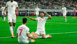 Se fue la fase de grupos, se fueron los cuartos de final y ahora ya conocemos a los cuatro mejores equipos de concacaf que jugarán por el campeonato. 3fc9nfsbxqjy M