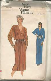1980s V Neck Evening Or Day Dress Surplice Bodice Dolman Etsy In 2021 Loose Fitting Dresses Dolman Sleeve Vogue Sewing Patterns