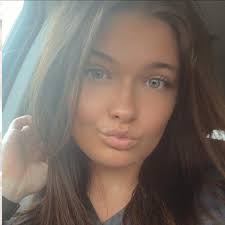 Follow my snap! For every 10k followers I'm picking a random to send $100  too! 🤍 love yall! https://snapchat.com/t/sKvNvZNl