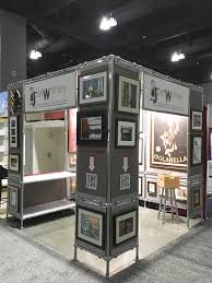 If you're looking for a unique way to display your photos, an instagram wall might be your future. 19 Diy Trade Show Booth Banner Ideas To Copy For Your Next Event Simplified Building