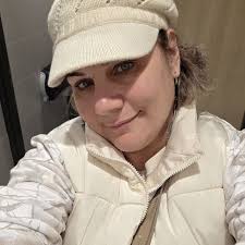 How can I help with cleanup and volunteer efforts in Kerrville?