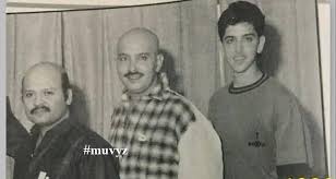 17 376 664 · обсуждают: Hrithik Inspires Auf Twitter Throwback A Young Hrithik With Uncle Dad Hrithikroshan Bollywood