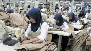 Selain itu, dua rumah warga yang ada di dekat pabrik juga rusak ringan akibat getaran dan tertimpa mesin boiler yang terlempar keluar. Eks Lokasi Pabrik Gula Jadi Pabrik Garmen