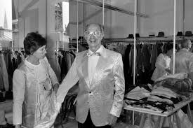« sous les grands arbres, il ne pousse rien. Actualites Du Monde Le Couturier Andre Courreges Est Mort A 92 Ans Imaz Press Reunion L Actualite De La Reunion En Photos