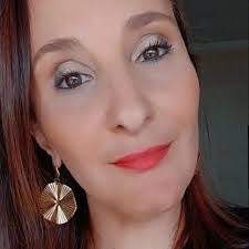 Profissionais com experiência em Magreza em Águas Claras