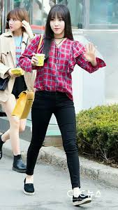 Yuju Gfriend 2017 Model Pakaian Pakaian Model