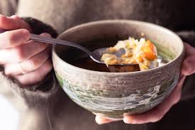 Questi ingredienti salati possono essere facilmente sostituiti da miso senza perdere il tocco. Il Miso Alternative Eating