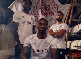 E aí galera, feliplayz outra vez com vocês, hoje com os uniformes/kits do brentford para pes 2021 e pes 2020 de xbox.=====. Brentford 2020 21 Umbro Third Kit 20 21 Kits Football Shirt Blog