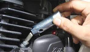 Cara Mengganti Pasang Busi Motor Beat Sendiri Mudah Topkreasi