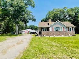 2310 S Hwy 35 Hwy, Knox, IN 46534